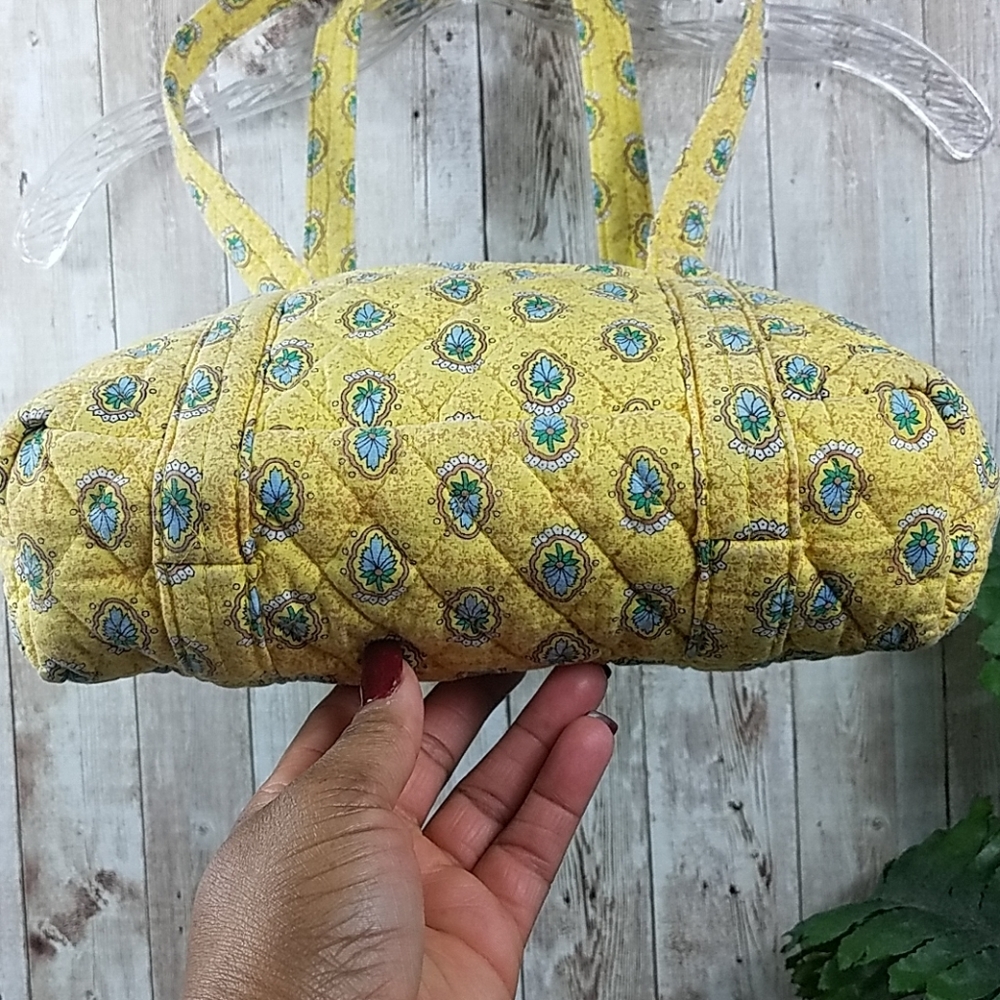 Americana by Sharif, yellow floral bag with zipper - Picture 5 of 8